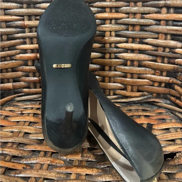 Lauren Ralph Lauren Dark Granite Gray Heels with Black  Bows size 8.5 - Picture 9 of 12